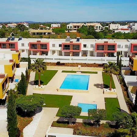 Vitismar Mit Pool Apartamento *